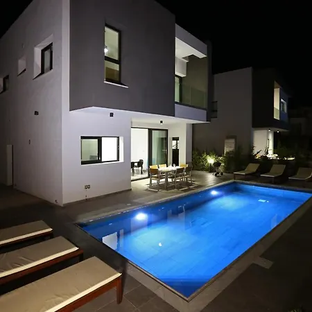 Oniron וילה קורל ביי